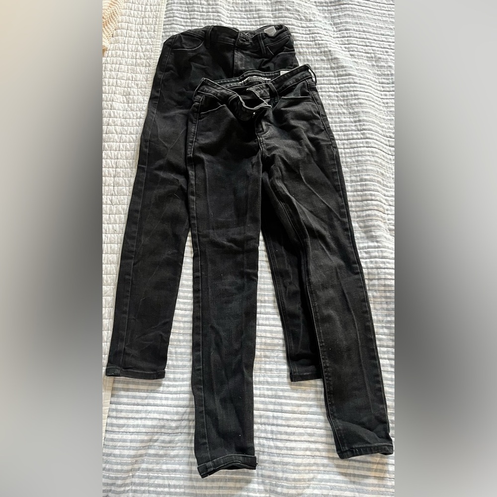 TWO (2) PAIR BLACK OLD NAVY SUPER SKINNY JEAN - Size 6P